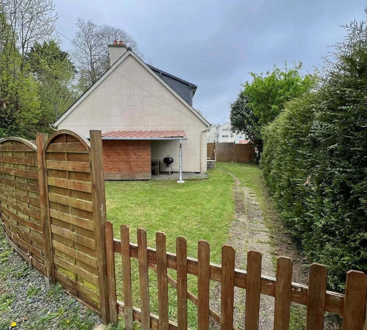 Petite Maison 2 Pas Du Centre Ville Lannion 0*,  Γαλλία